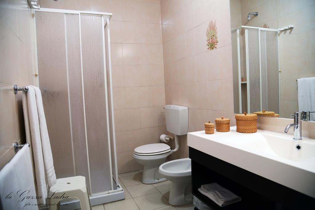 Hotel Ristorante Taverna Verde Piverone Chambre photo